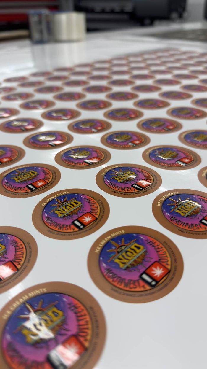 Nw Soiltech Embossed Ebottle Round Top Labels - product labels & packaging